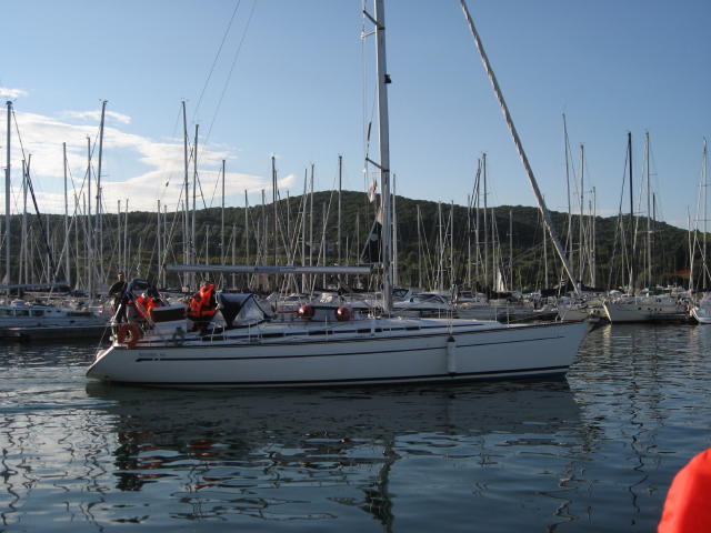 073177_Crew_A_beim_Auslaufen.jpg