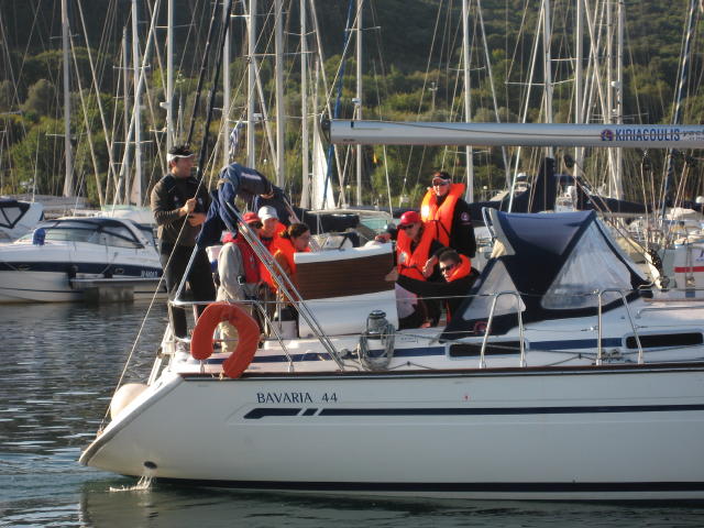 073178_Crew_A_beim_Auslaufen.jpg