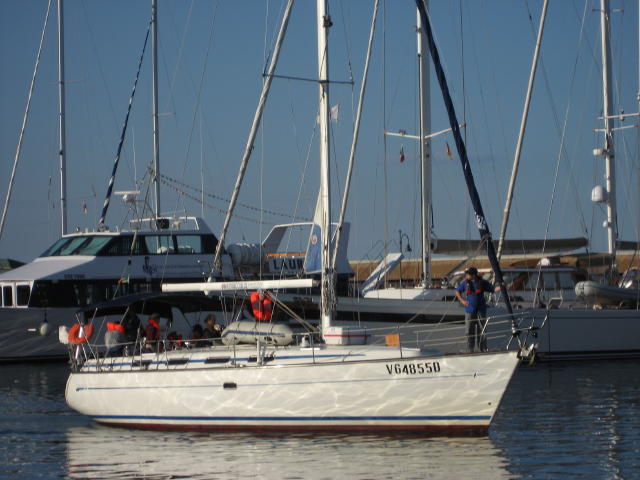 073183_Crew_B_beim_Auslaufen.jpg