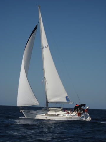 073242_Crew_B.jpg