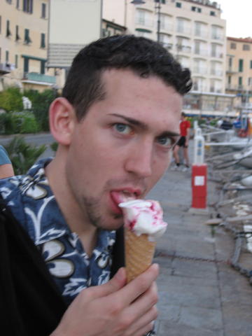 073288_Gelati_schlaecke.jpg