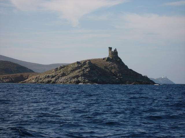 073407_Insel_mit_Ruine.jpg
