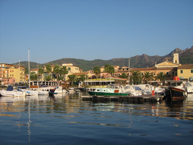 073804_Hafen_Porto_Azurro.jpg
