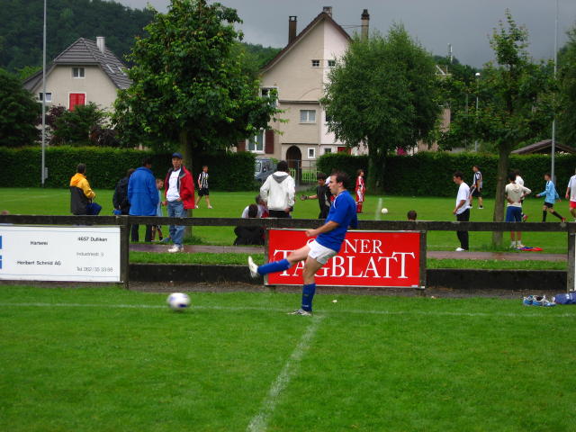 081293_Eckball_Joel_Henrion.jpg