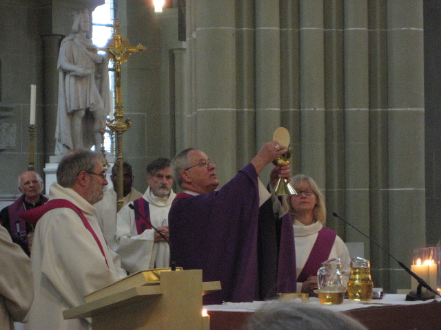 090938_Messe.jpg