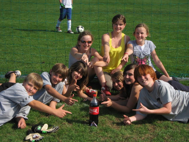 094728_Team_Cola_and_Snickers.jpg