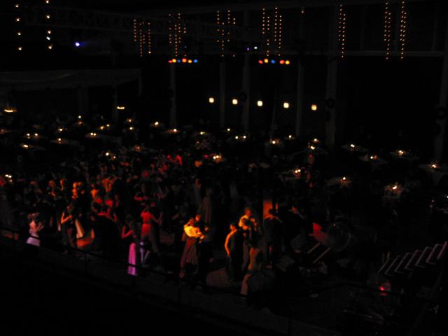 024751_Ballsaal.jpg