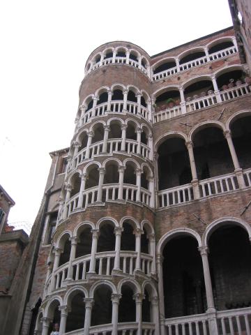 031395_Wendeltreppe.jpg