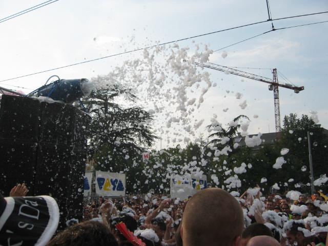 033589_Snow_Mobile.jpg