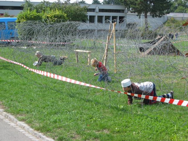 033681_Der_Feind_dringt_ein.jpg