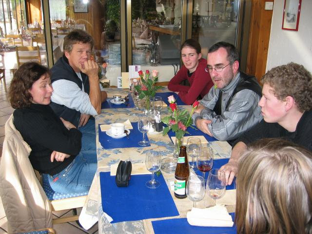 033950_Beim_Essen.jpg