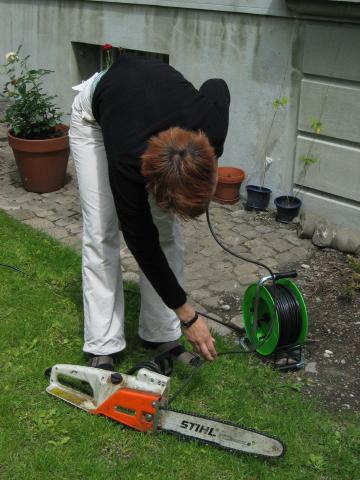 043107_Bereit_zum_saegen.jpg