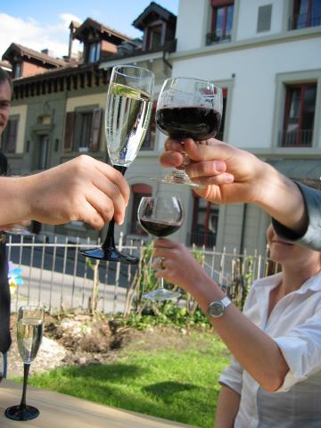 043133_zum_Wohl.jpg