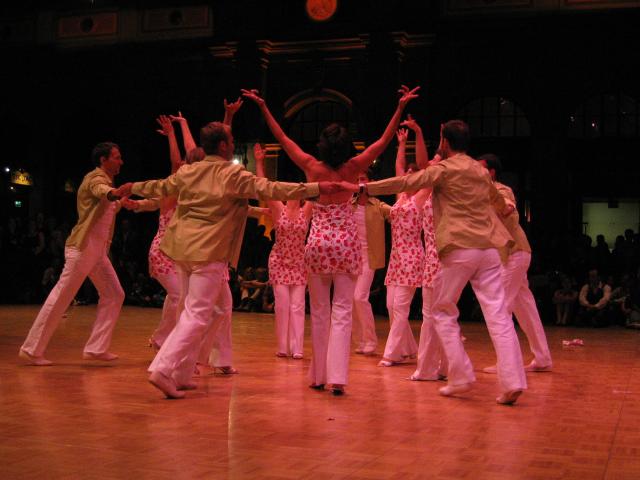 043224_Salsa-Show.jpg