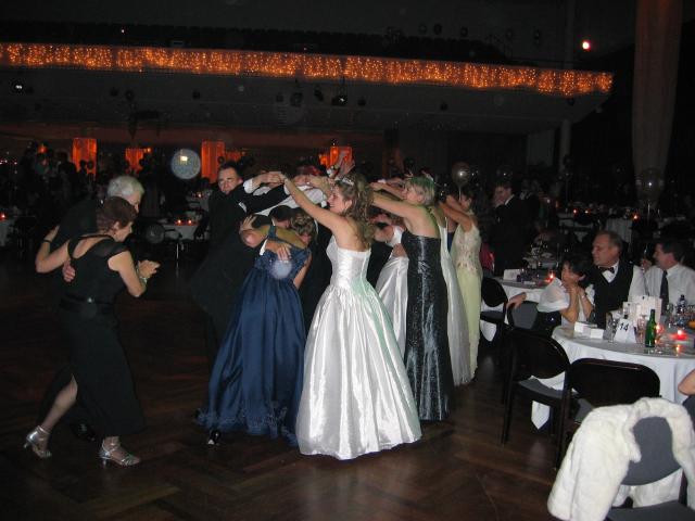 048870_Tunnel-Polka.jpg