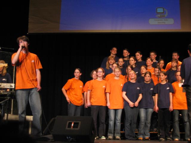 050851_Simon_Hutmacher_Solo_S'Laebe_esch_wiene_Halm.jpg