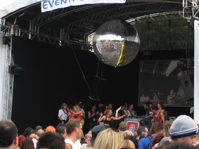053930_Eventpower_Dancefloor.jpg