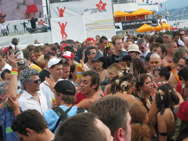 053937_Raver.jpg
