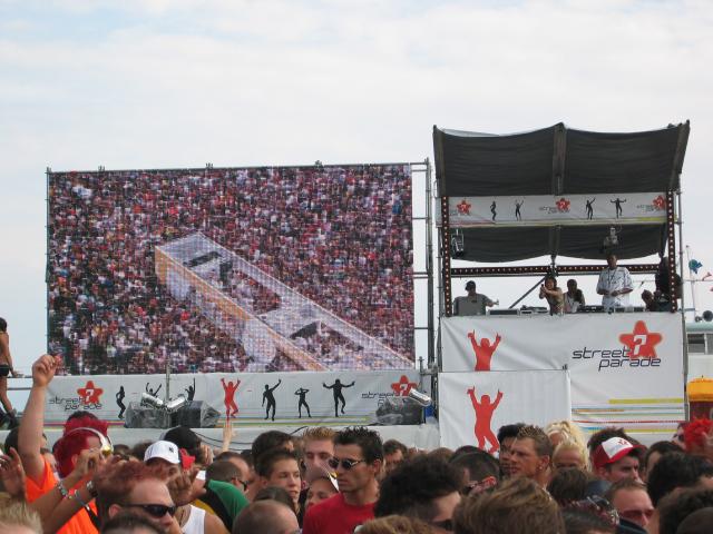 053968_Raver.jpg