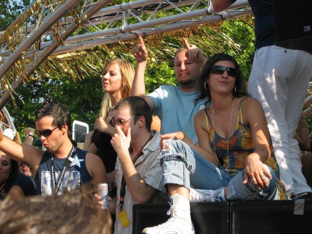053982_Lovemobile_7.jpg
