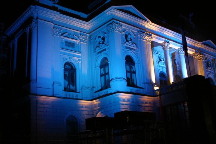 05TB0651_Opernhaus.jpg