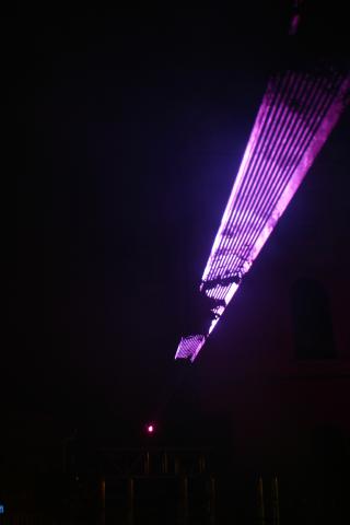 05TB0662_Lasershow.jpg