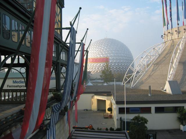 054305_Eurosat.jpg