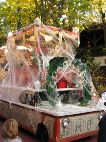054353_Gruselparade.jpg