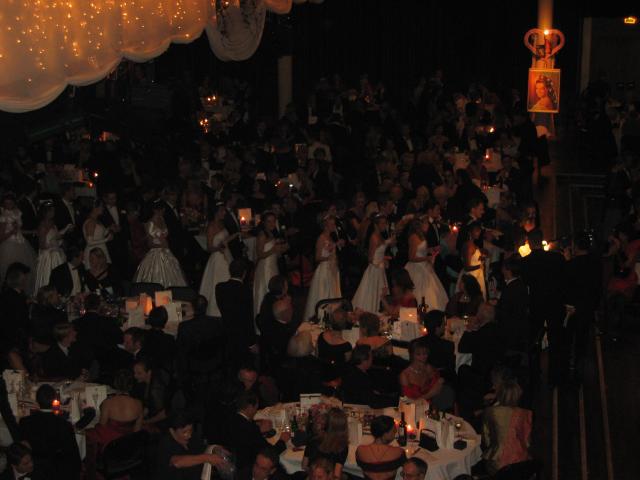 054582_Debuetanteneinzug.jpg