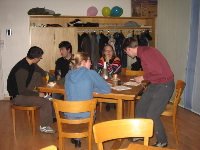 080179_Beim_Apero.jpg