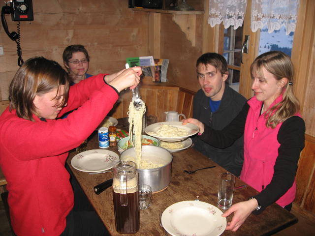 090378_Das_erste_Abendessen.jpg