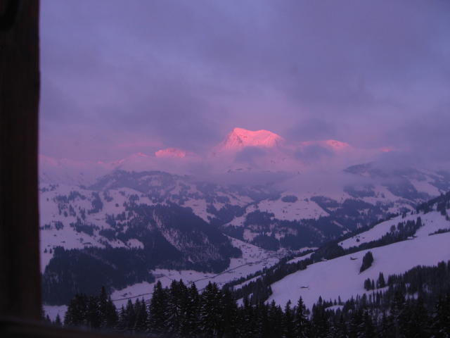 090380_rote_Berggipfel.jpg