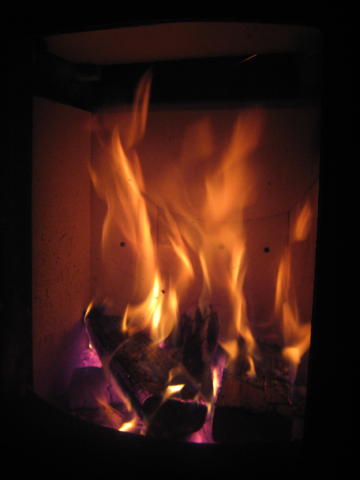 090422_Kaminfeuer.jpg