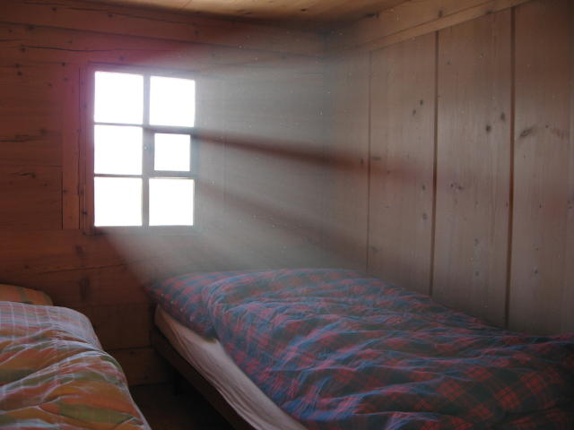 090825_Schlafzimmer_nach_Einfeuern.jpg