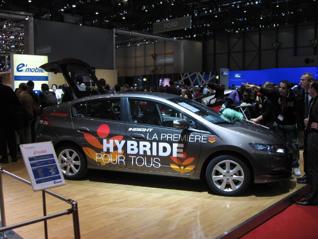 091037_Honda_Hybrid.jpg