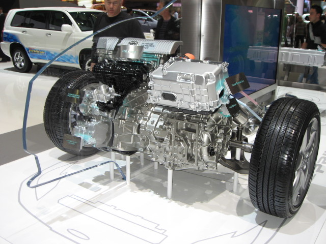 091055_Toyota_Hybrid_Antrieb.jpg