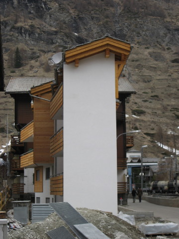 091604_schmales_Haus.jpg