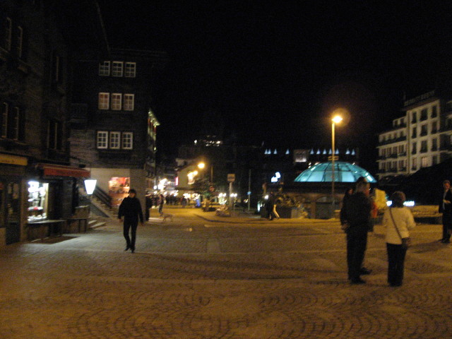 091607_Zermatt_by_night.jpg