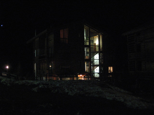 091608_Zermatt_by_night.jpg