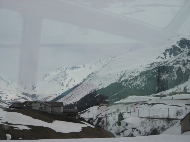 091665_Urserental.jpg