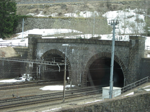 091699_Gotthard-Nordportal.jpg