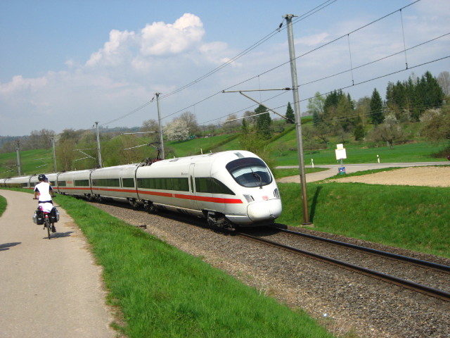 091843_ICE-Neigezug.jpg