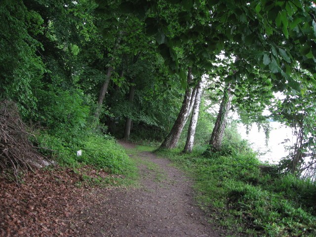 092290_Weg_um_die_Insel.jpg