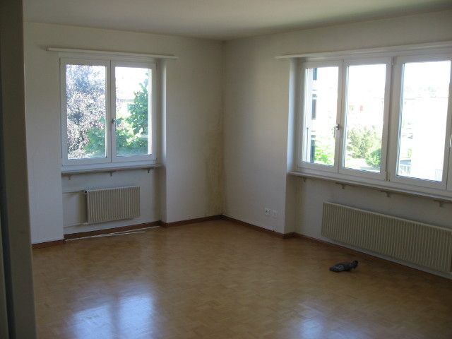 092564_Olivers_Wohnzimmer_leer.jpg