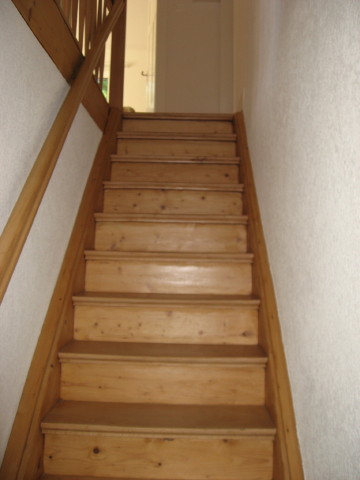 092569_Treppe_zum_1_Stock.jpg