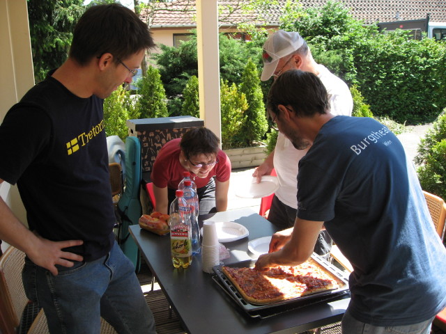 092608_Zmittagaesse.jpg