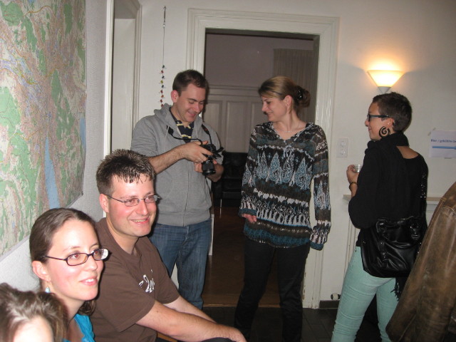092758_Party-People.jpg