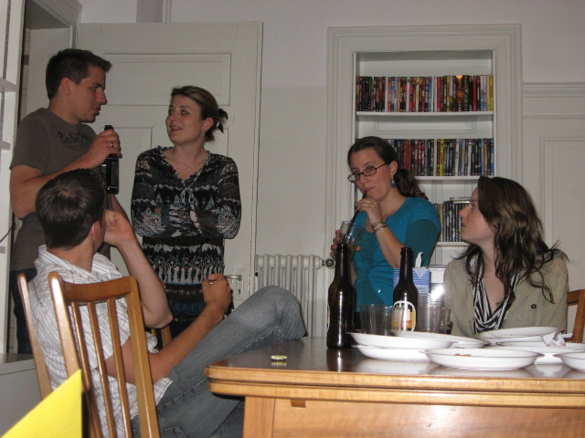 092786_Party-People.jpg