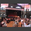 093165_Die_Tanzflaeche_fuellt_sich.jpg